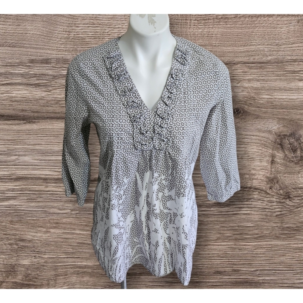Hannah V-neck Ruffle Peasant blouse Brown & White Size M